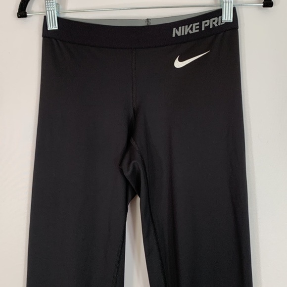 Nike Pro Dri-Fit Black Athletic Leggings - Picture 2 of 7